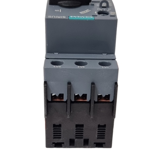 SIEMENS NEW IN BOX 3RV2011-0KA10 Circuit Breake 1PC SIEMENS NEW IN BOX 3RV2011-0KA10 Circuit Breake 1PC