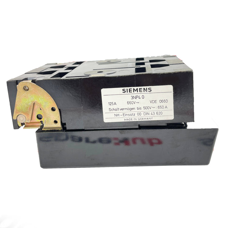 SIEMENS FUSE LOAD-BREAK SWITCH 125A 660 V 3NP4 030-0CA10
